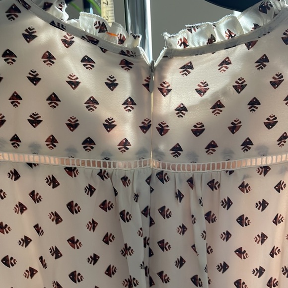 Naguaga Long-Sleeve Dress - Picture 5 of 8